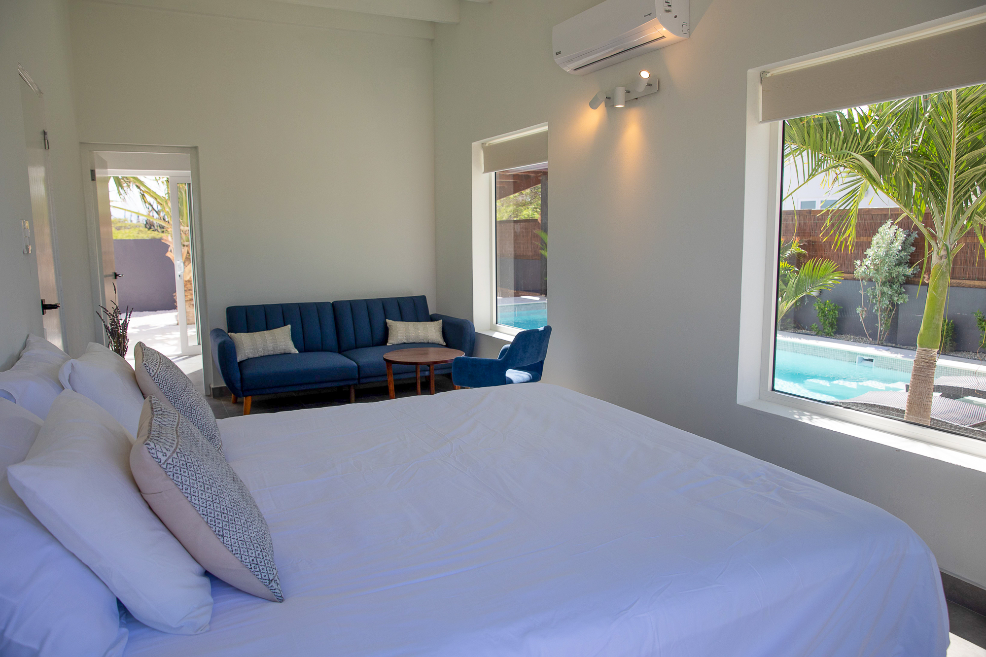 Rent a Villa Aruba Noord Villa Esmeralda Villa Rental Aruba Spa Villa Poolview Room